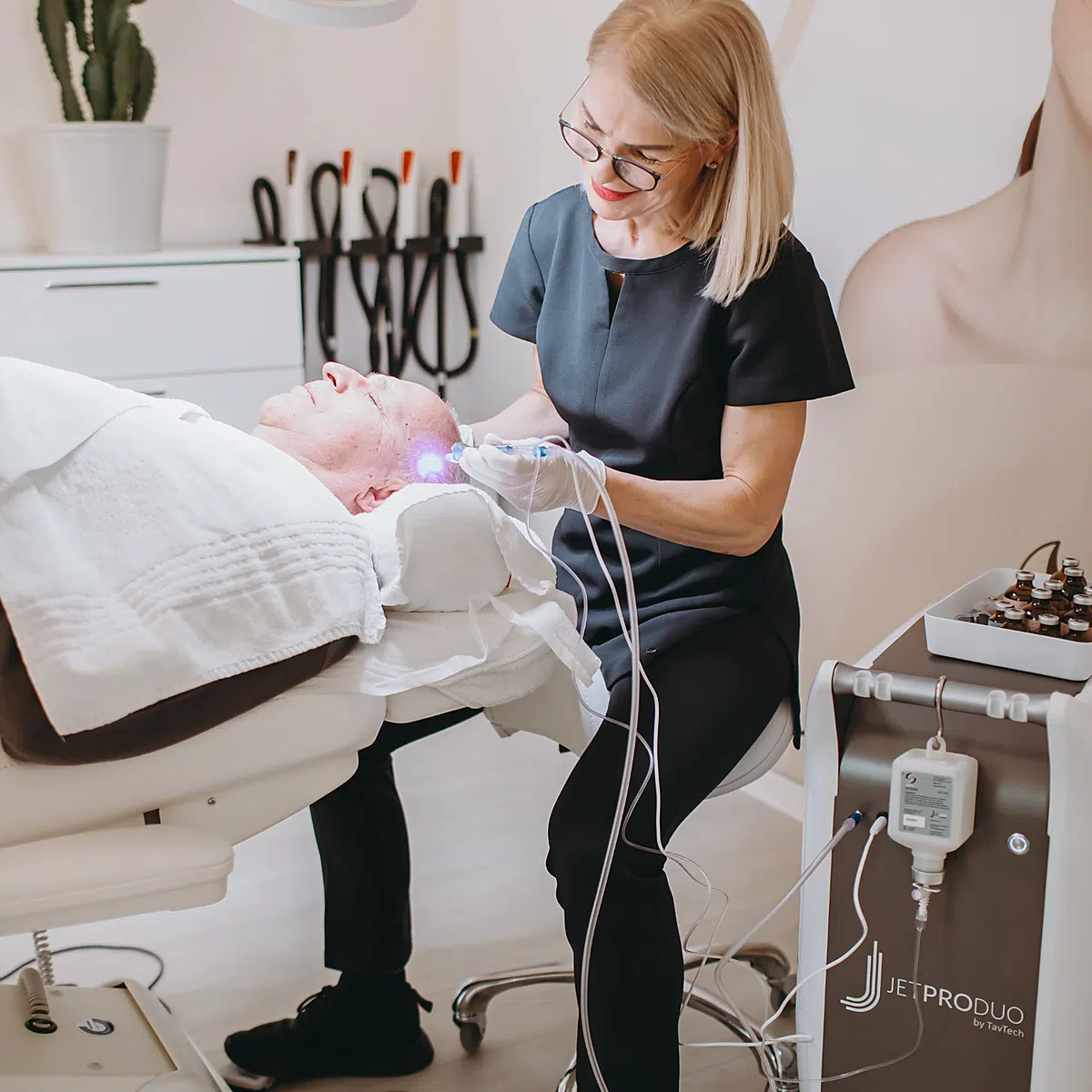 Behandlung mit der Sirius von Candela